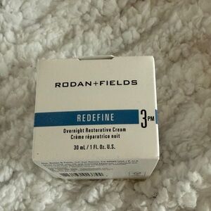 Rodan + Fields REDEFINE Overnight Cream - White and Blue